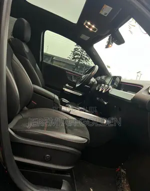 Mercedes-Benz GLB-Class 2023 Black