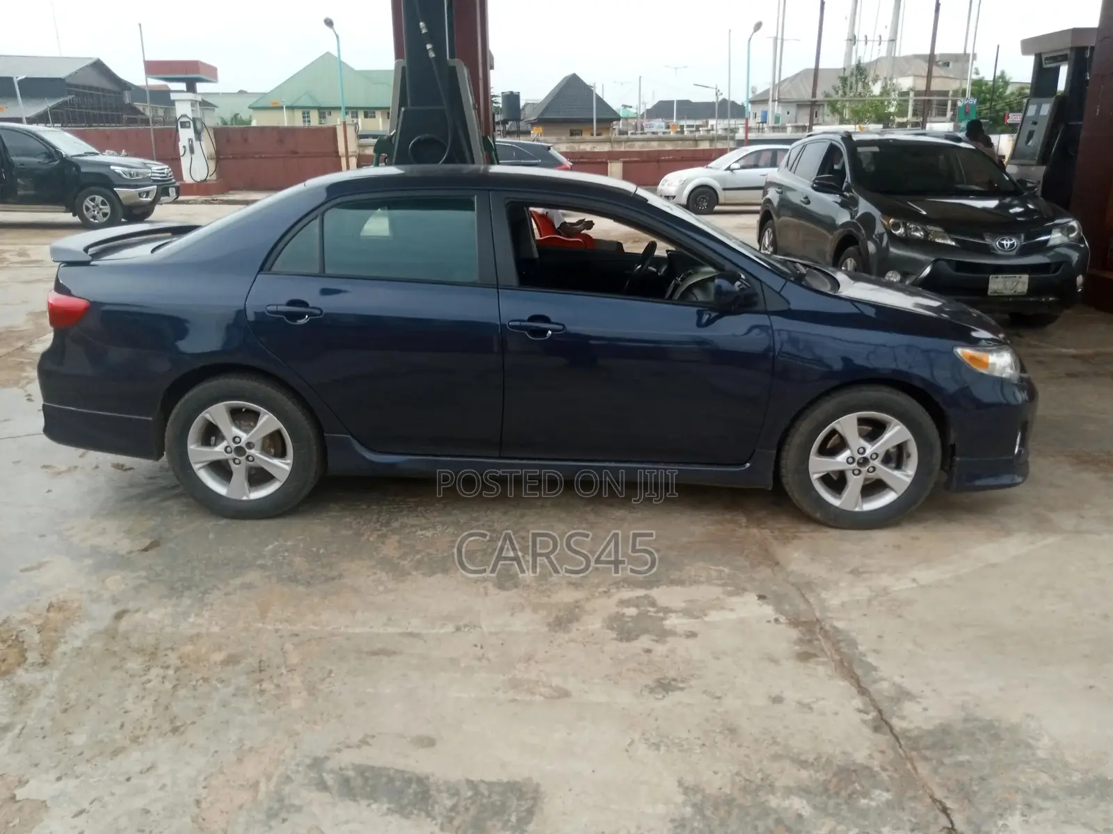 Toyota Corolla 2012 Blue