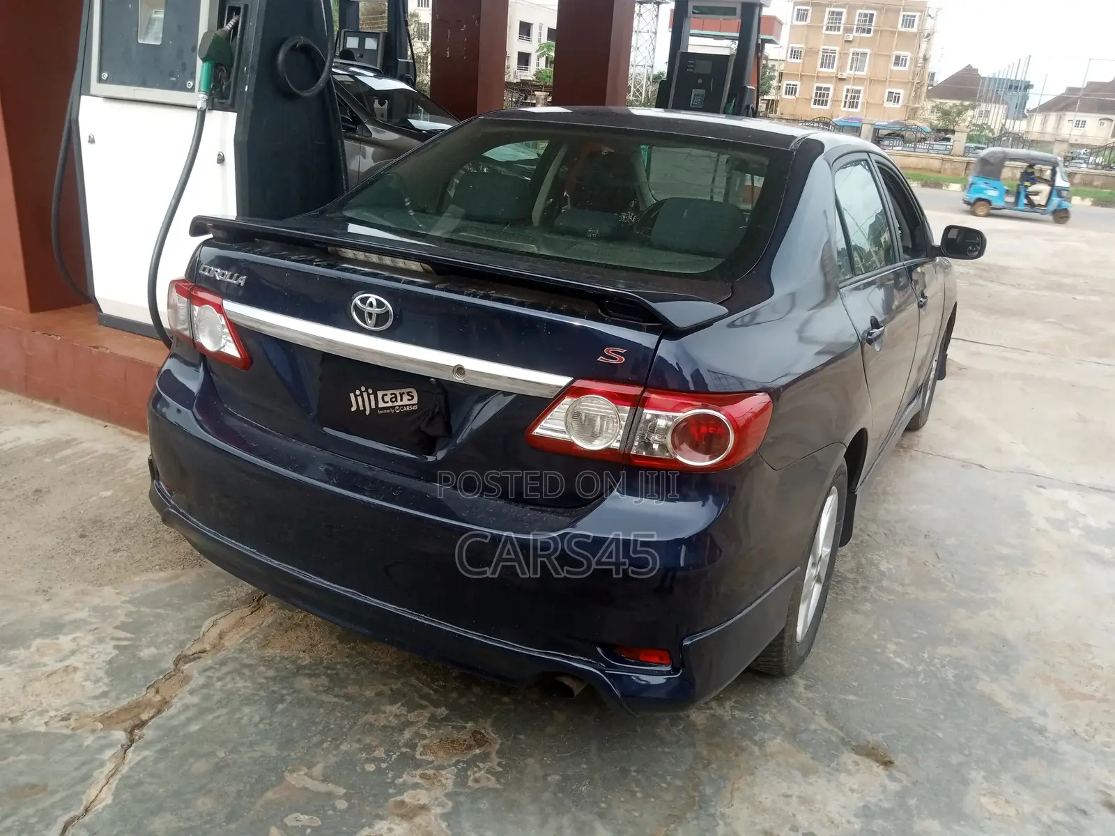 Toyota Corolla 2012 Blue