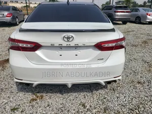 Toyota Camry XSE FWD 2020 White