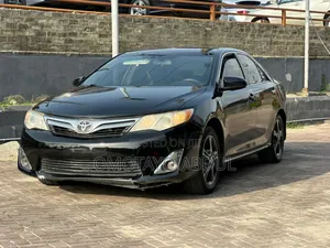 Toyota Camry LE 4dr Sedan (2.5L 4cyl 6A) 2012 Black