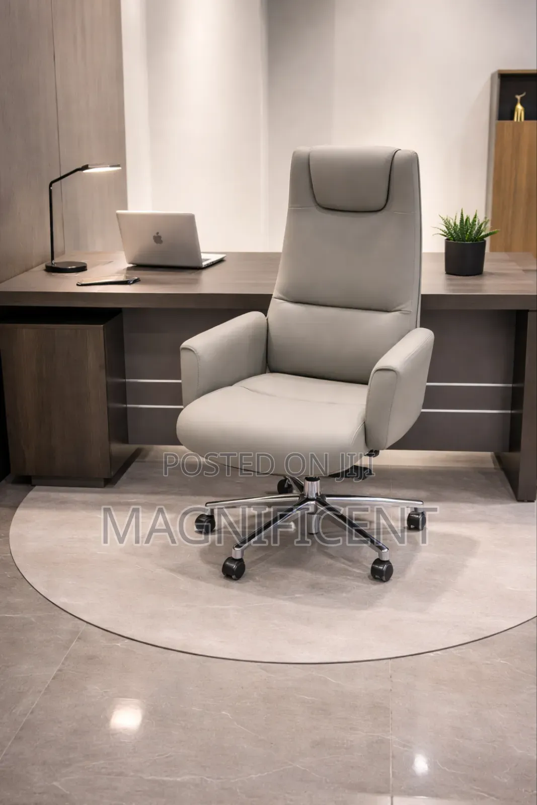 Premium Executive Office Desk – Modern Luxury Workspace Design