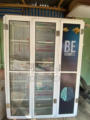 5by7ft Show Glass