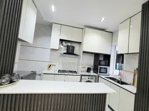 2bdrm Block of Flats in Lekki Phase 1 for sale