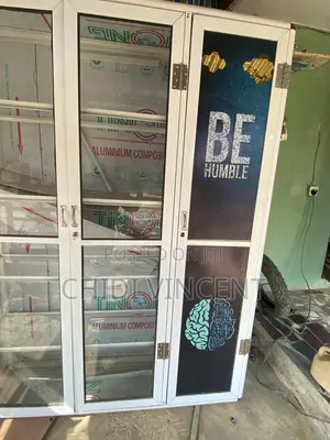 5by7ft Show Glass