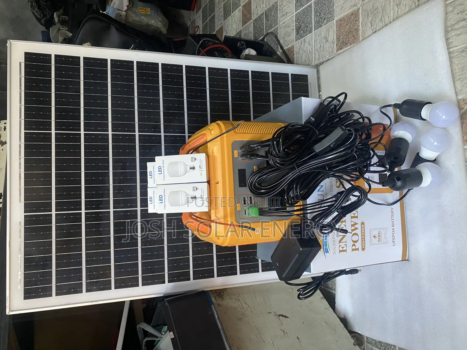 500 Watt Energy Storage Solar Generator