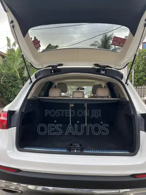 Mercedes-Benz GLC-Class 2019 White