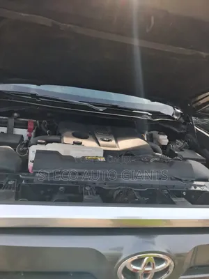 Toyota Tundra 2022 Black