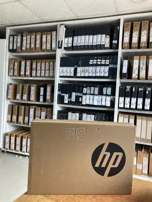 New Laptop HP EliteBook 840 G9 16GB Intel Core i7 SSD 256GB