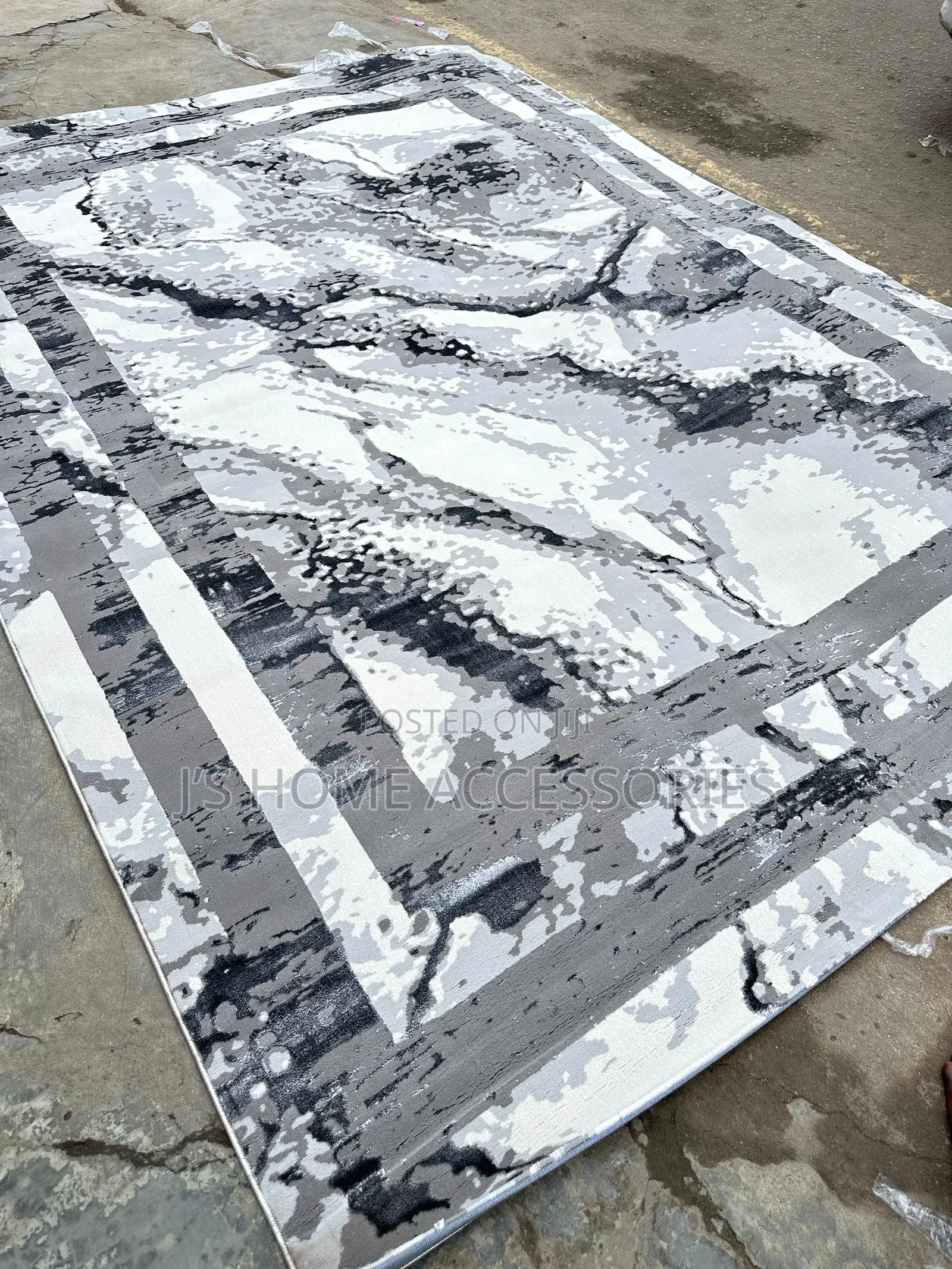 Graymix Marble Design Center Rug