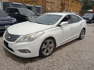 Hyundai Azera 2012 White