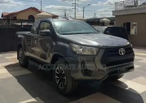 Toyota Hilux Revo Smart Cab Deisel 2.8 AWD 2021 Gray