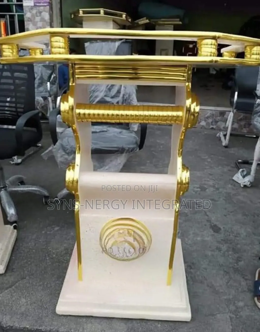 Unique Church Pulpit
