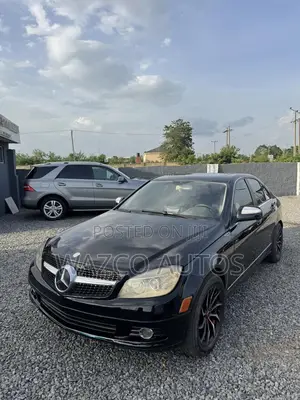 Mercedes-Benz C300 2009 Black
