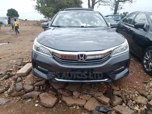 Honda Accord Touring 4dr Sedan FWD (3.5L 6cyl 6A) 2016 Gray