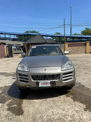 Porsche Cayenne GTS Tiptronic 2010 Silver