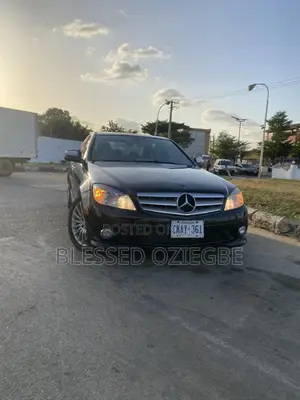 Mercedes-Benz C300 2009 Black