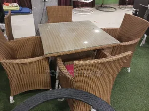 4 Seater Foreign Glass Table Bar Dinning Set