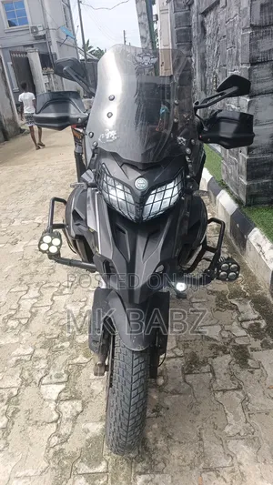 Benelli TRK 502 2023 Black