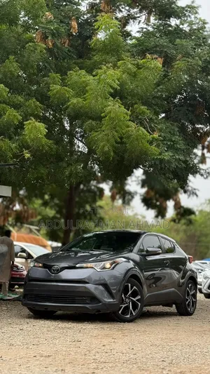 Toyota C-HR Limited FWD 2019 Gray