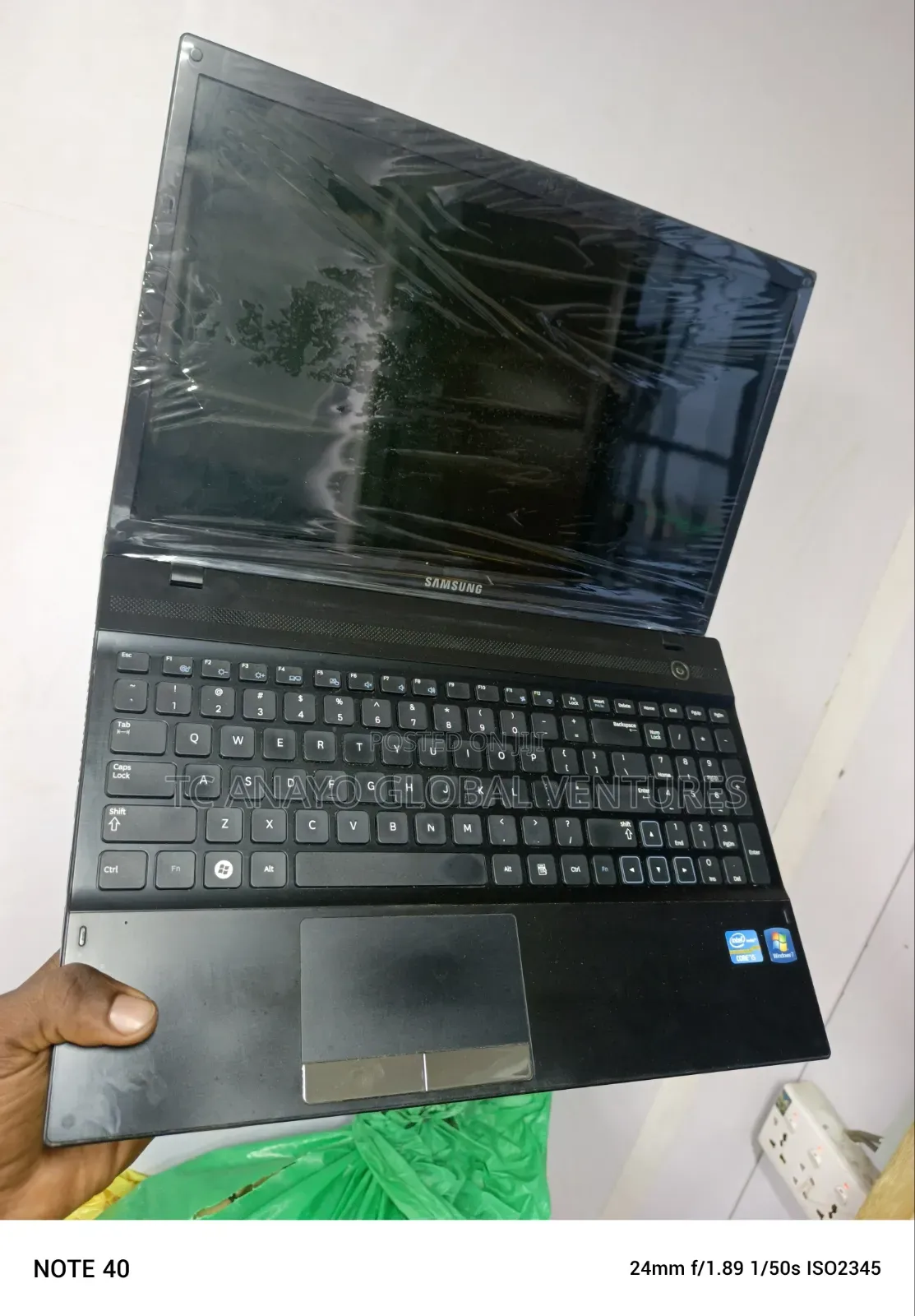 Laptop Samsung NP305V5A 8GB Intel Core i5 HDD 320GB