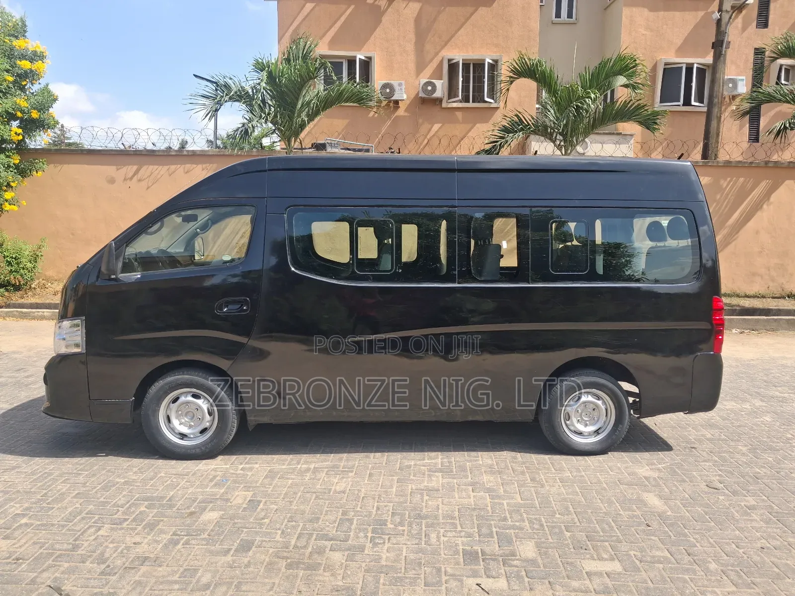 Nissan NV200 2019 Black