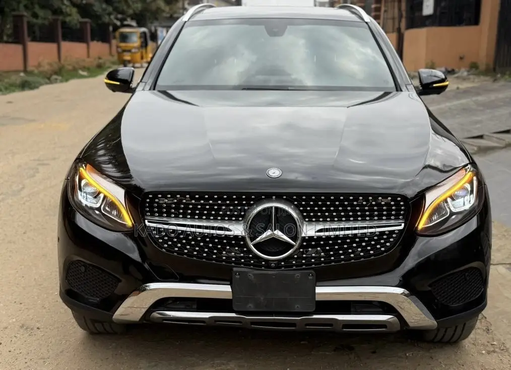 Mercedes-Benz GLC-Class 2017 Black