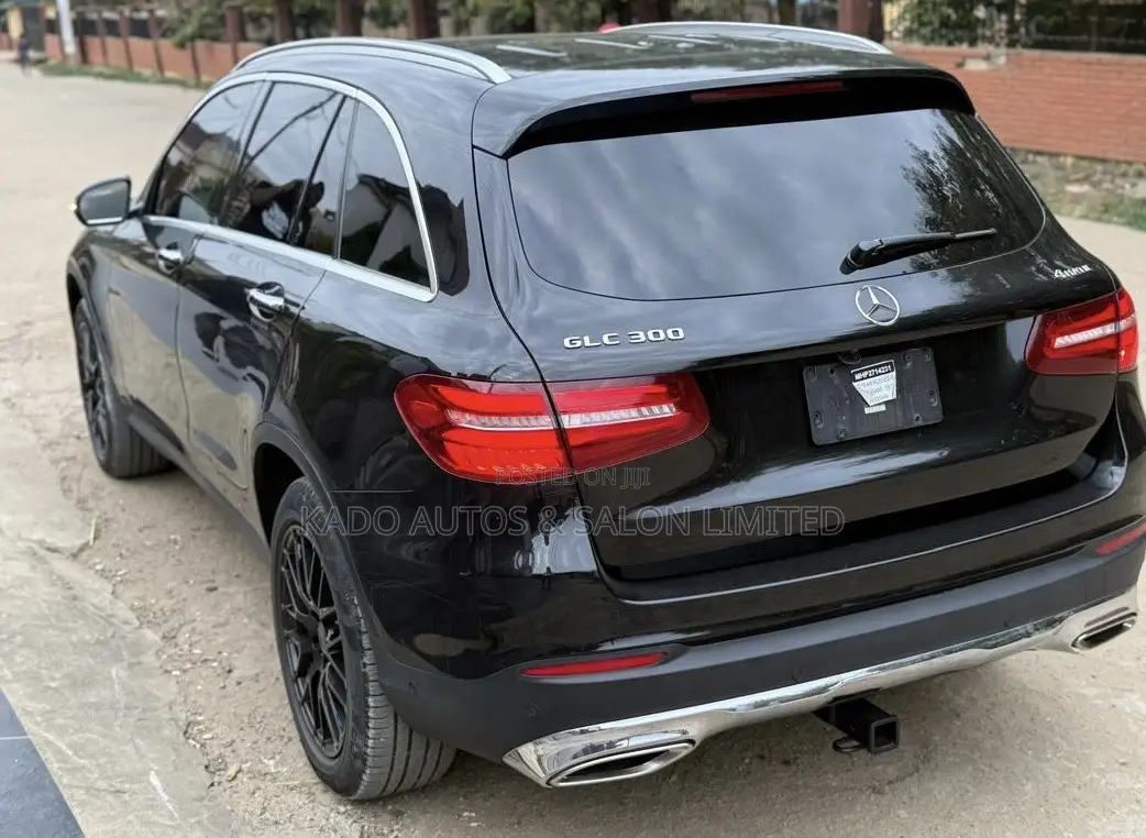 Mercedes-Benz GLC-Class 2017 Black