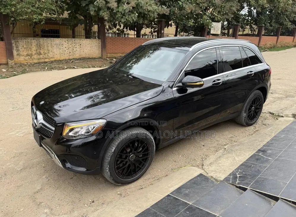 Mercedes-Benz GLC-Class 2017 Black