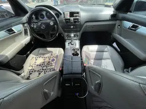 Mercedes-Benz C300 2008 Silver