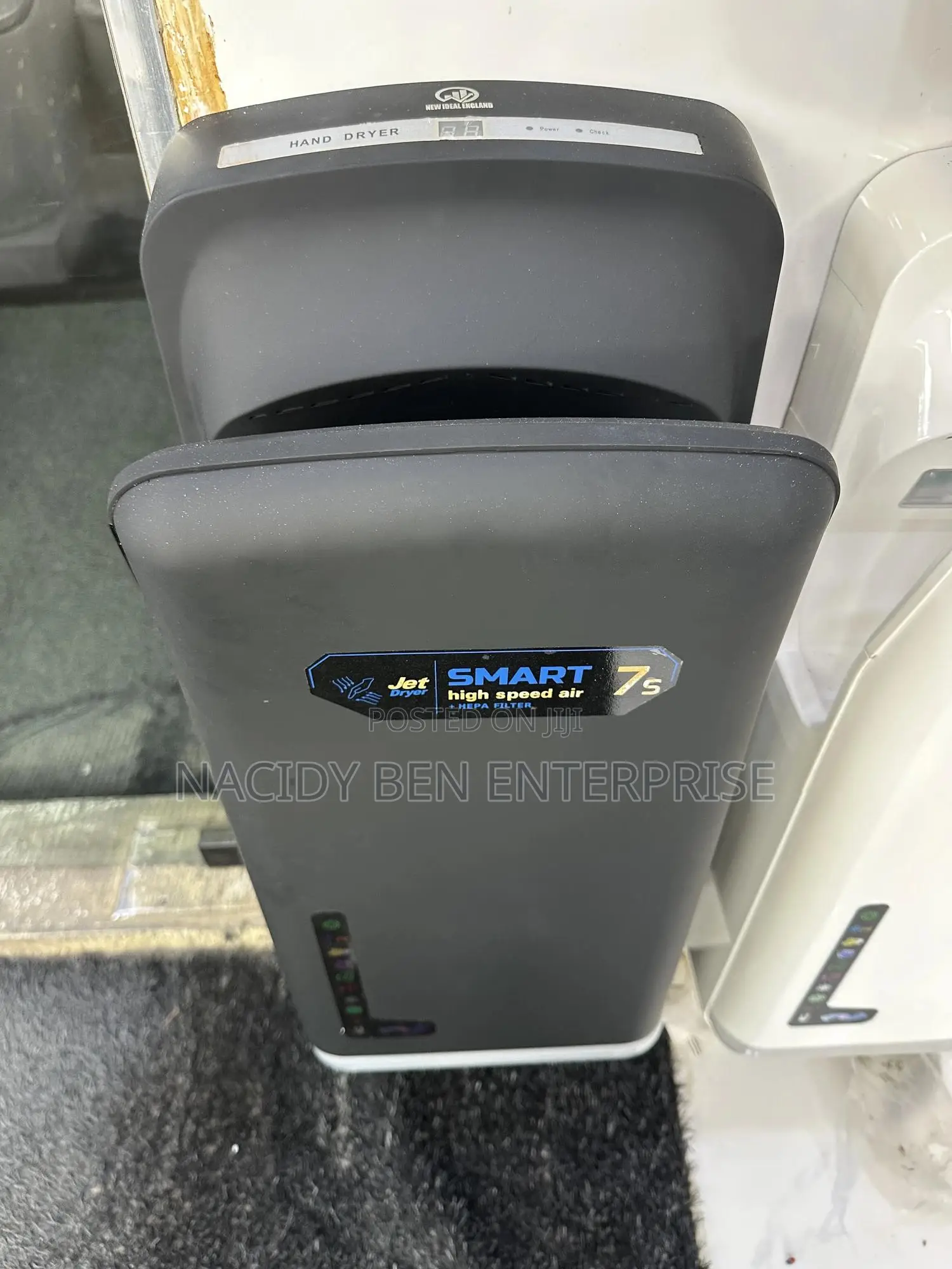Smart Automated Hand Dryer