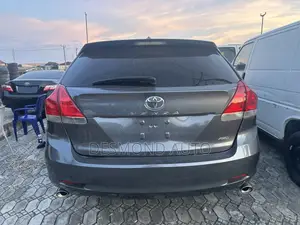 Toyota Venza V6 2010 Gray