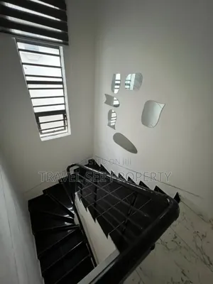 Furnished 4bdrm Duplex in Private Estate Lekki, Chevron for rent