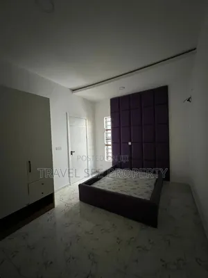 Furnished 4bdrm Duplex in Private Estate Lekki, Chevron for rent