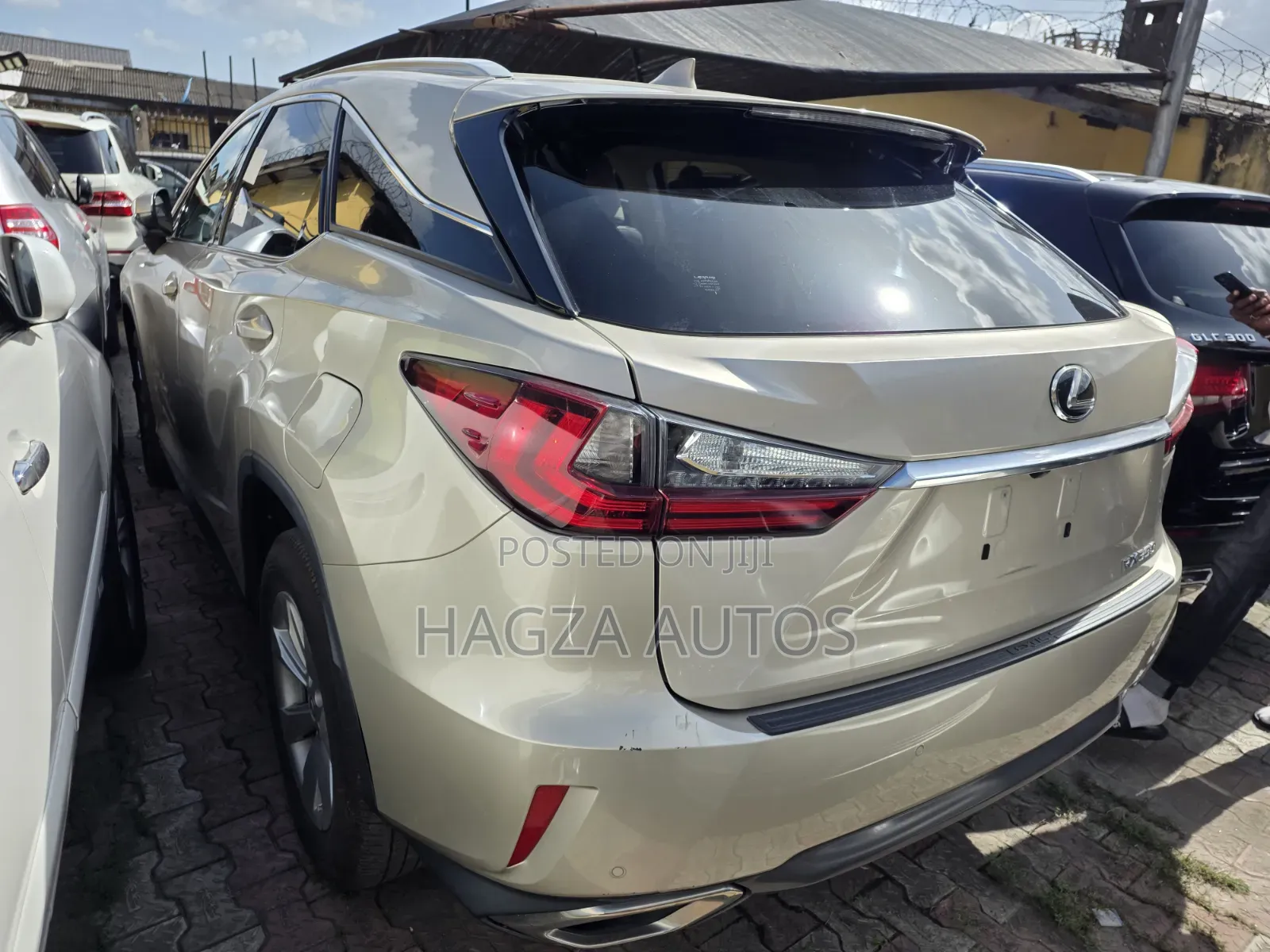 Lexus RX 350 FWD 2016 Gold