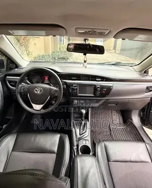 Toyota Corolla 2016 Black