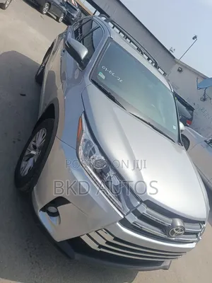 Toyota Highlander XLE 4dr SUV (3.5L 6cyl 6A) 2015 Silver