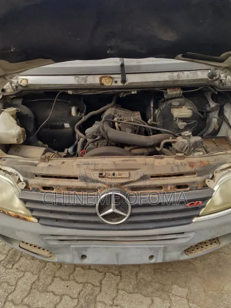 Mercedes-Benz Sprinter 2006 White
