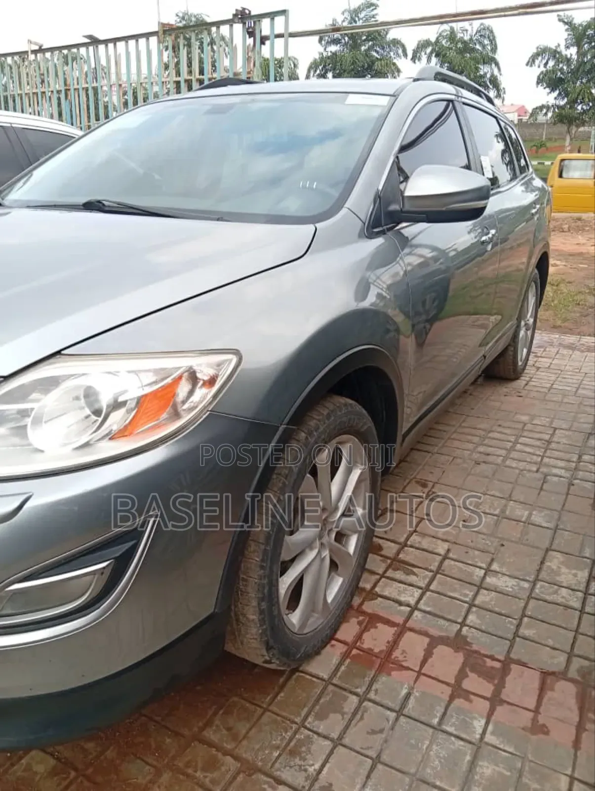 Mazda CX-9 2011 Gray