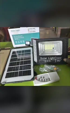 100w Solar Street Light
