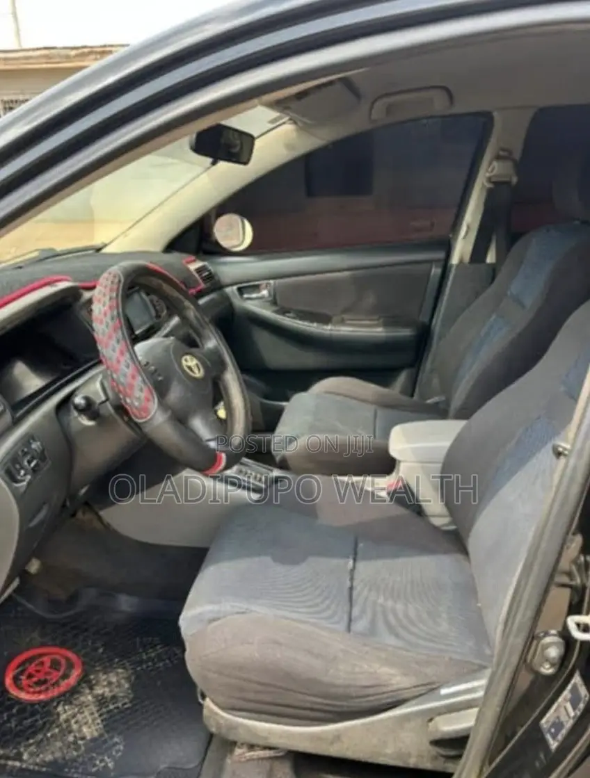 Toyota Corolla 2005 Black
