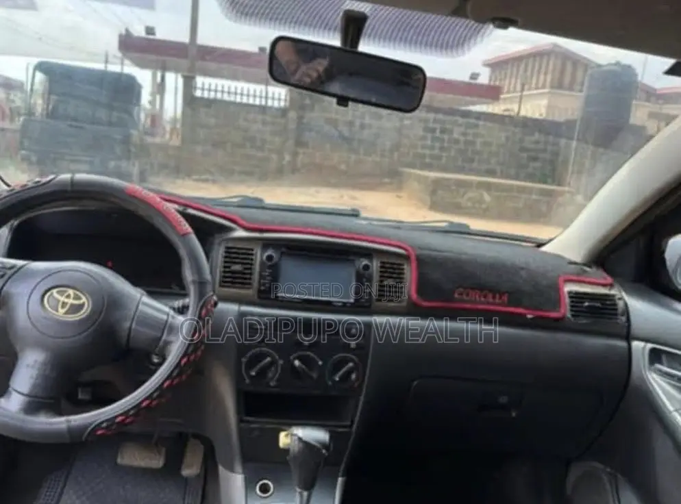 Toyota Corolla 2005 Black