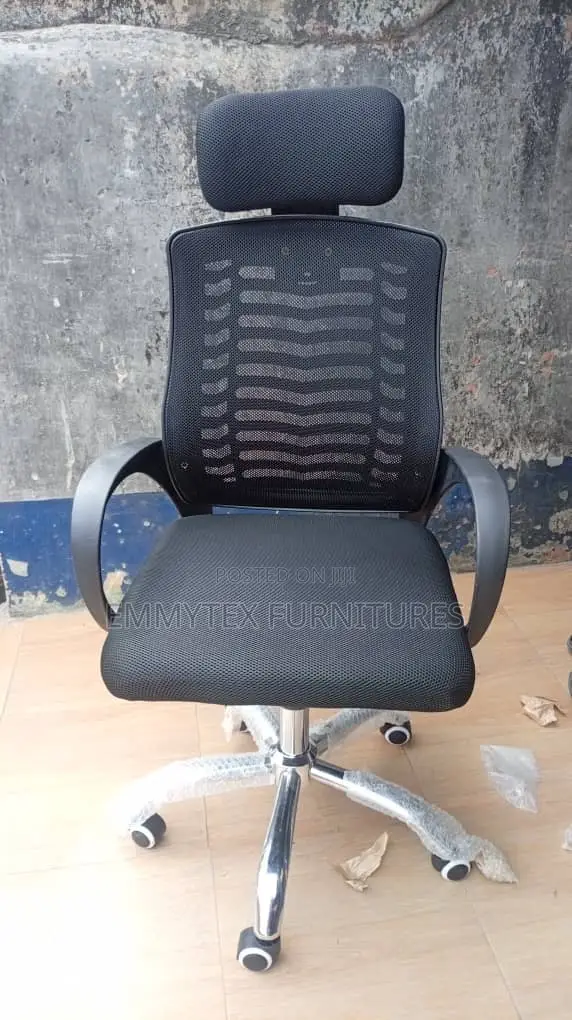 Modern Swivel Office Chair