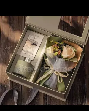 Aromatherapy and Flower Gift Set.