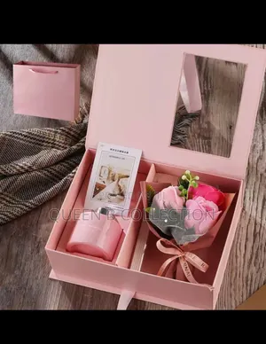 Aromatherapy and Flower Gift Set.
