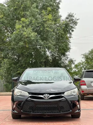 Toyota Camry SE 4dr Sedan (2.5L 4cyl 6A) 2017 Black