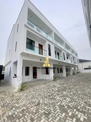 4bdrm Townhouse/Terrace in Lekki for sale