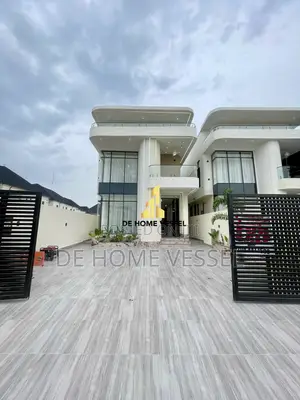 5bdrm Duplex in Lekki for sale