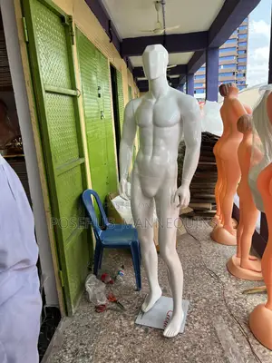 White Fiber Man Mannequin