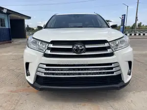 Toyota Highlander 2019 White